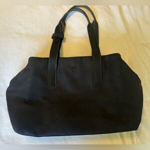 Lululemon Go Getter bag!